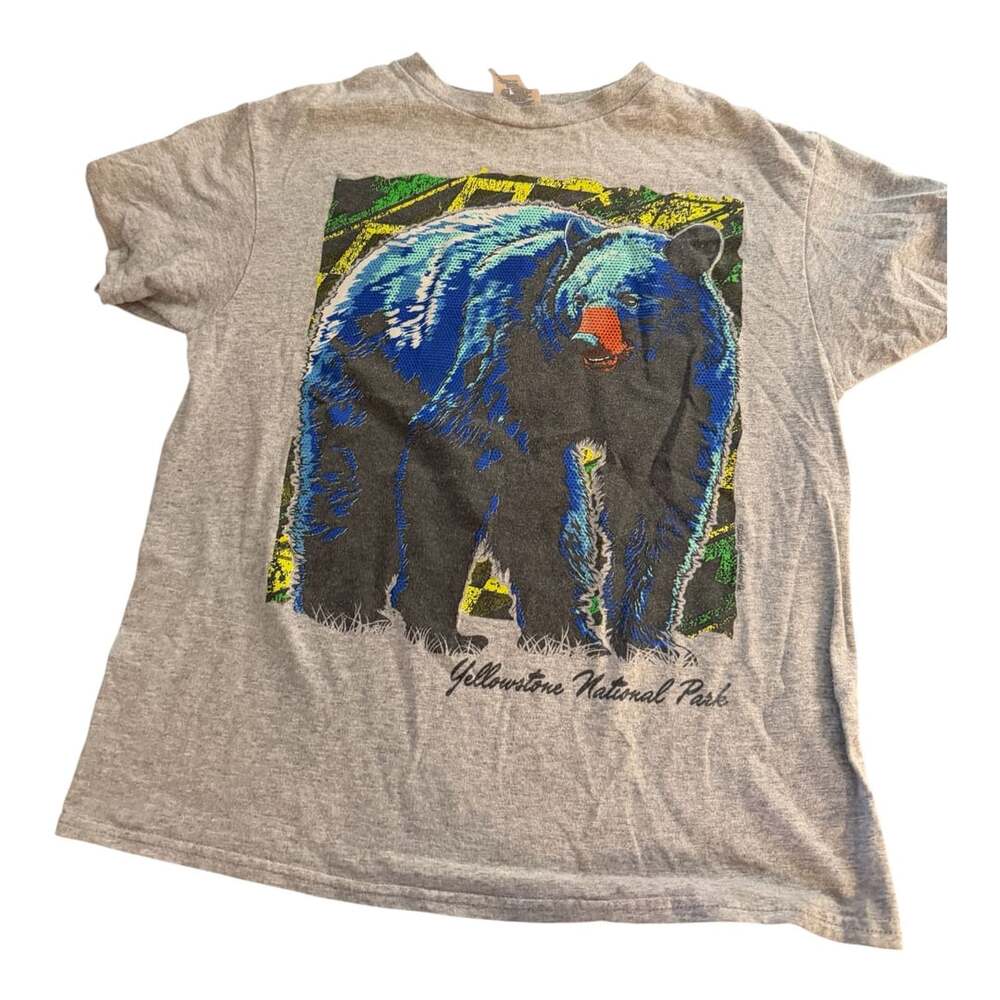 Yellowstone National Park Black Bear Graphic T-Shirt Gray Youth XS